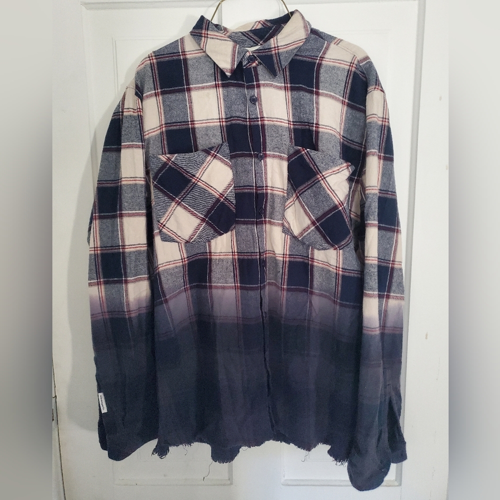 Eleven Paris Mens BNWOT size X-Large plaid Ombre button up shirt